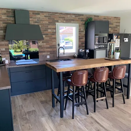 Villa Maison Au Calme Avec Piscine Chauffee A 10 Mn Des Plages Seignosse